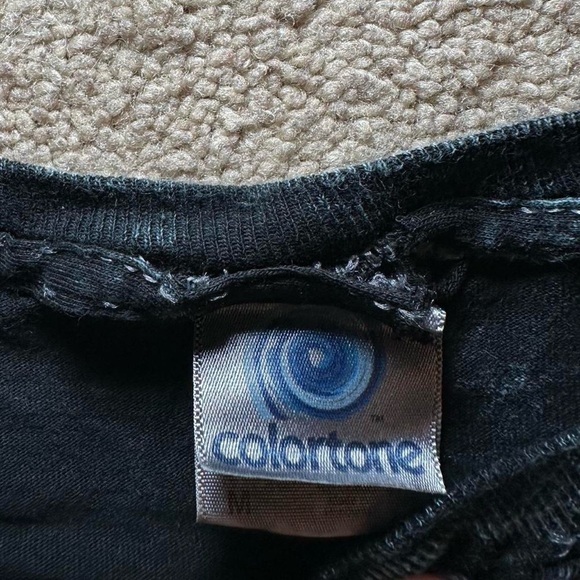 Journey Cropped Band Tee - Picture 3 of 3